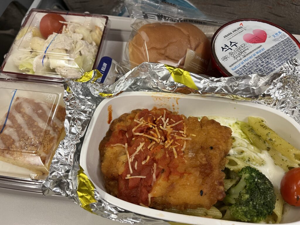 アシアナ航空機内食　チキン